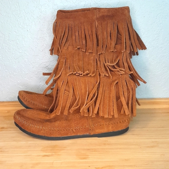 Minnetonka Womens Size 6 Brown Suede High Fringe Moccasin Boots - Picture 6 of 7